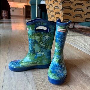 Hunter Kids Camouflage Blue and Green Boots